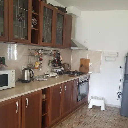 за гости живел ゲストハウス オレシャク