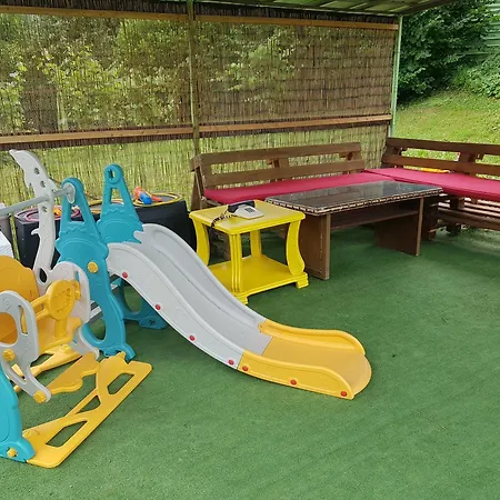 за гости живел オレシャク